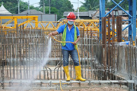 Automatic Stretch Wrapping Machine Manufacturers, Suppliers, Exporters in Mumbai India